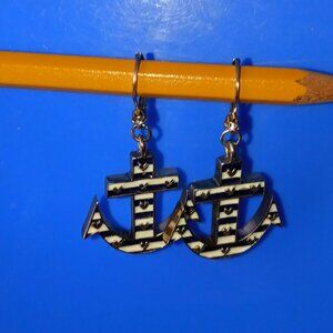 betsey johnson earrings